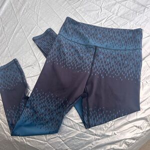 ZYIA Women’s Navy and Teal Patterned Performance Leggings